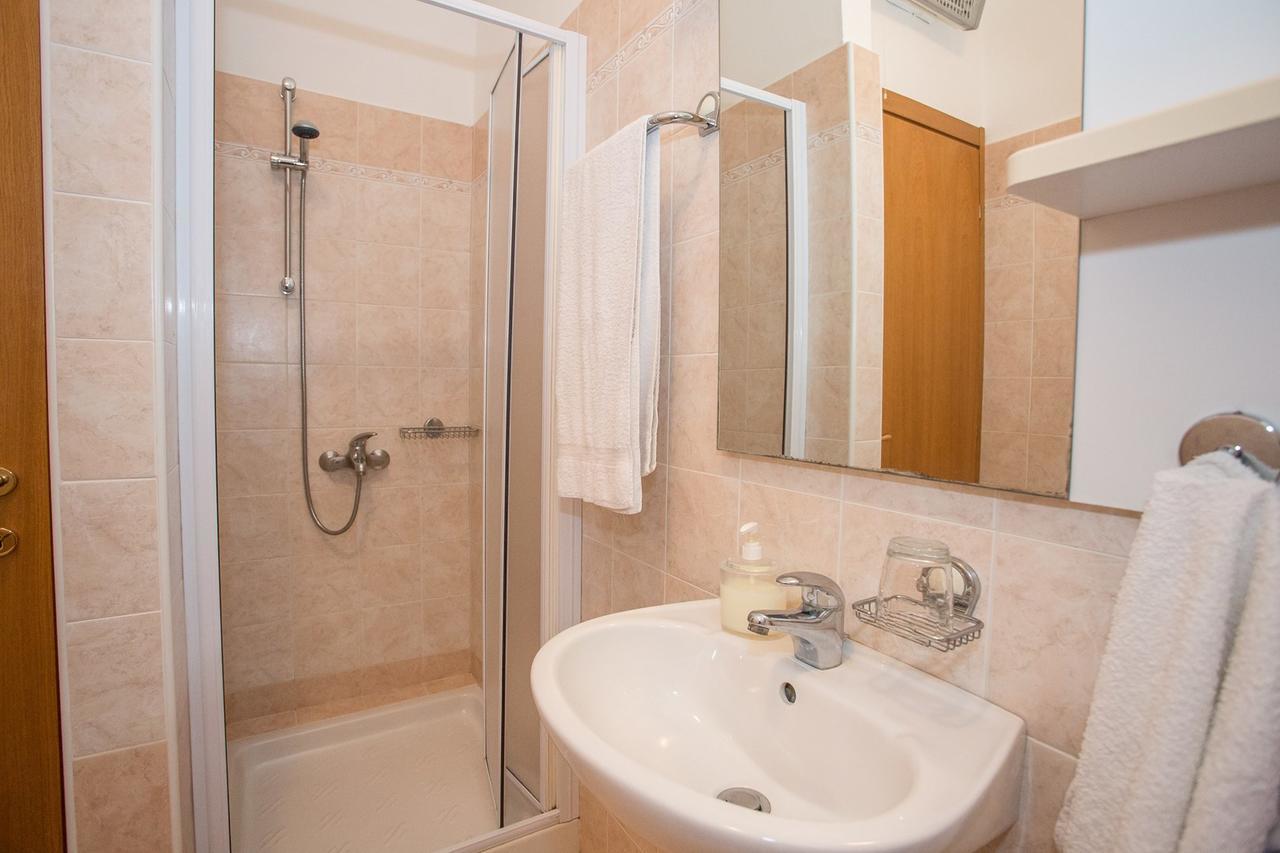 Apartments Staver ポレッチ エクステリア 写真
